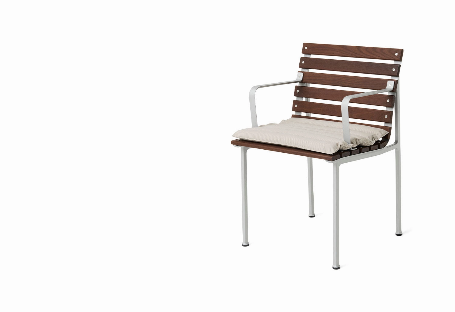 Traverse Armchair