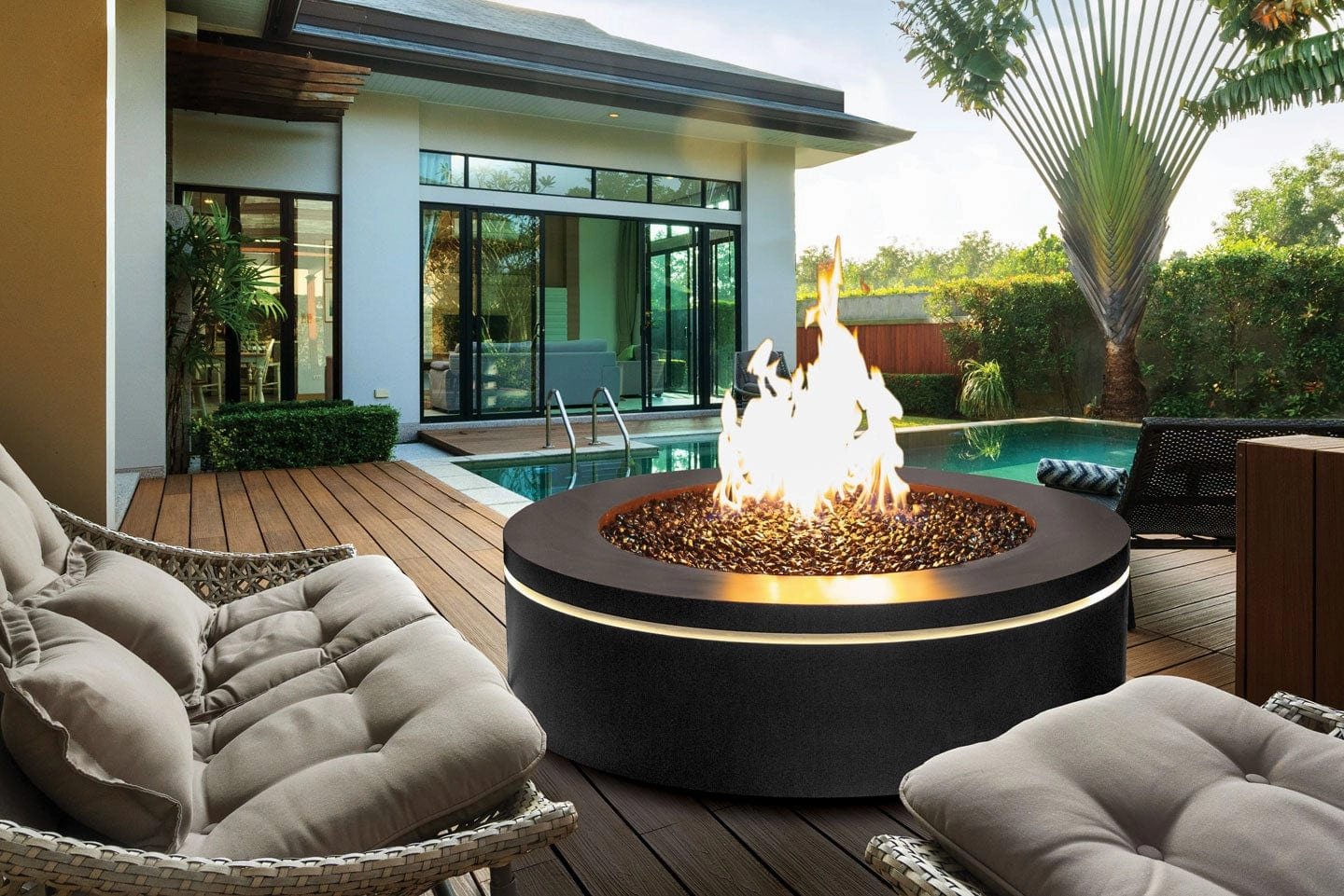 Urbana Luxury Halo 47" Round Black Stainless Steel Gas Fire Pit URUFP47RSB24