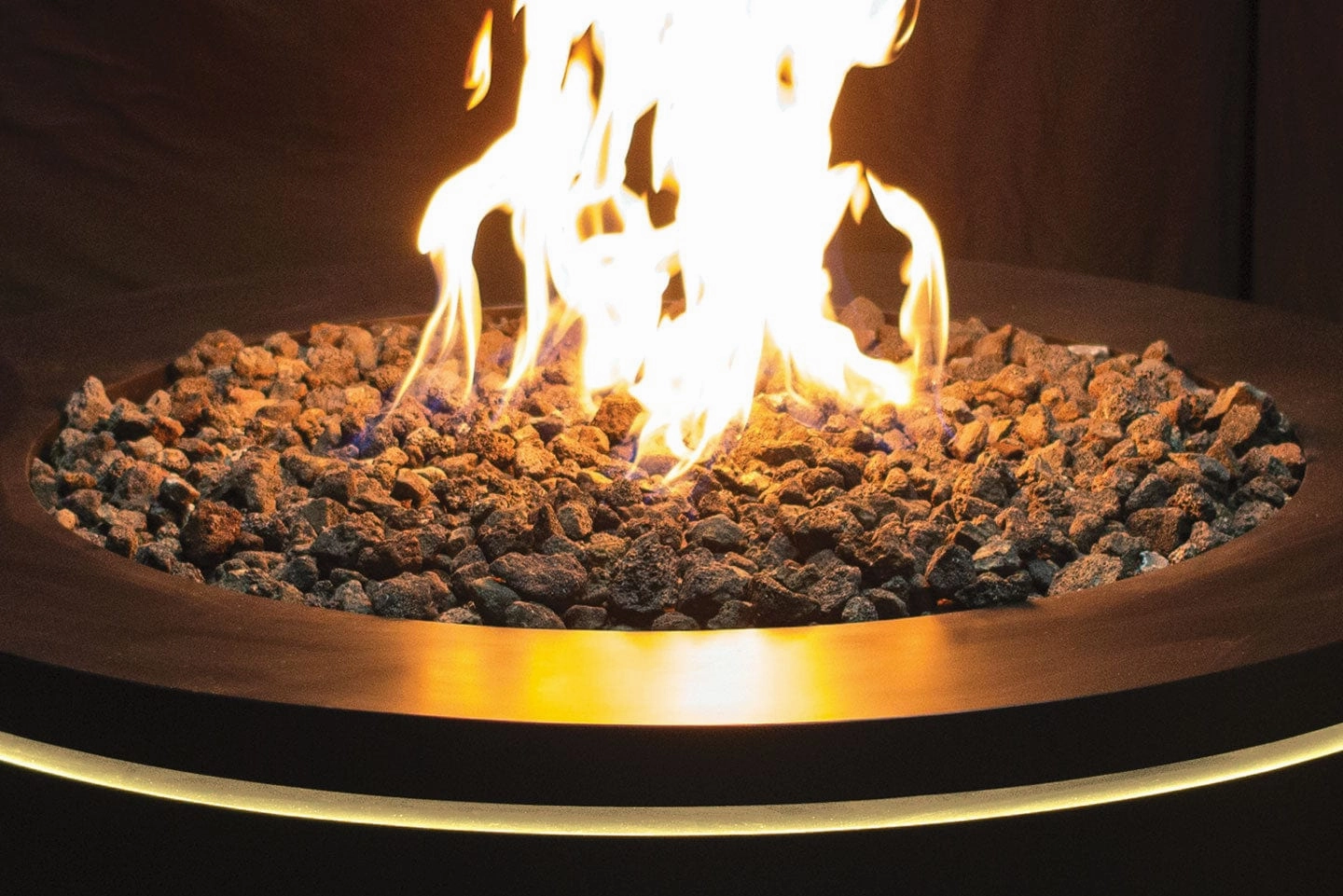 Urbana Luxury Halo 47" Round Black Stainless Steel Gas Fire Pit URUFP47RSB24