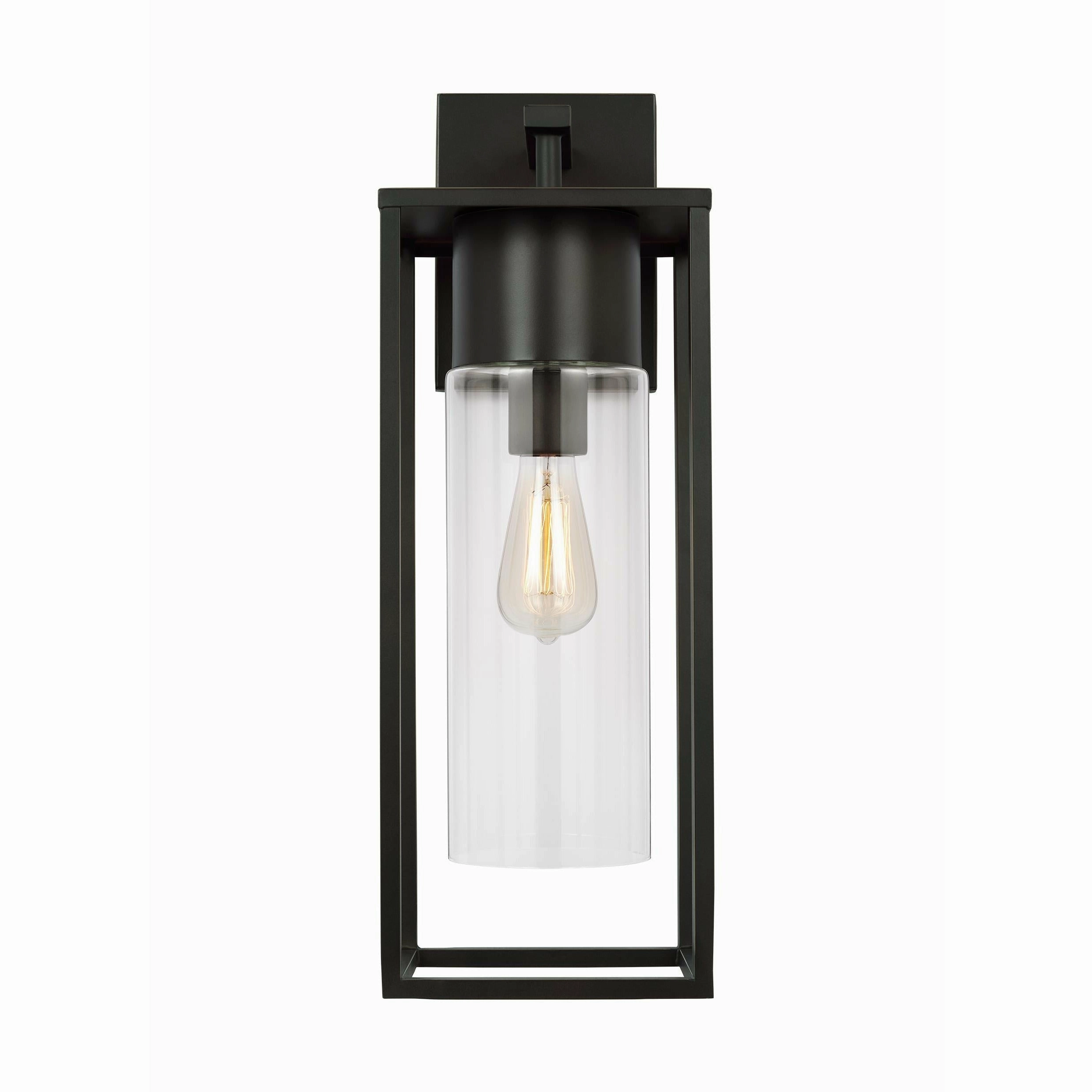 Vado Extra Large 1-Light Outdoor Wall Light (with Bulb)