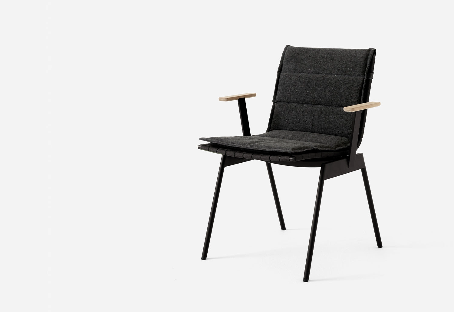 Ville Armchair