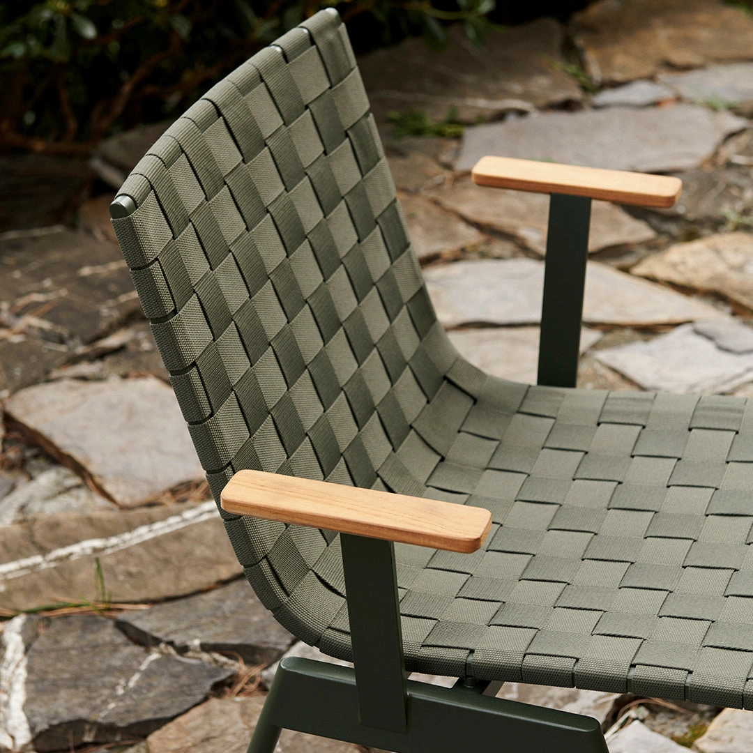 Ville AV34 Outdoor Armchair