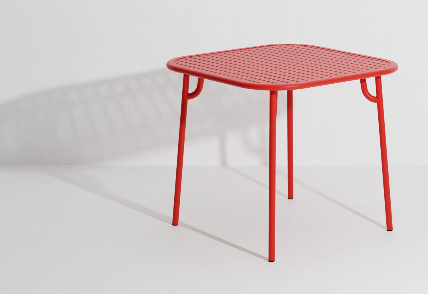 Week-End Square Table