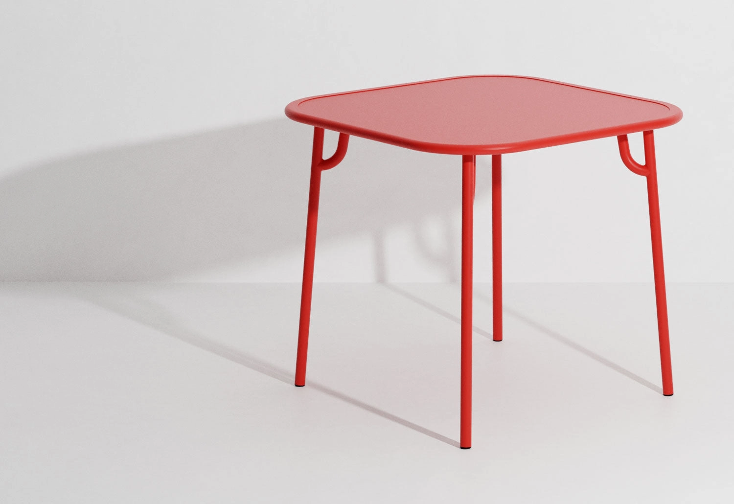 Week-End Square Table