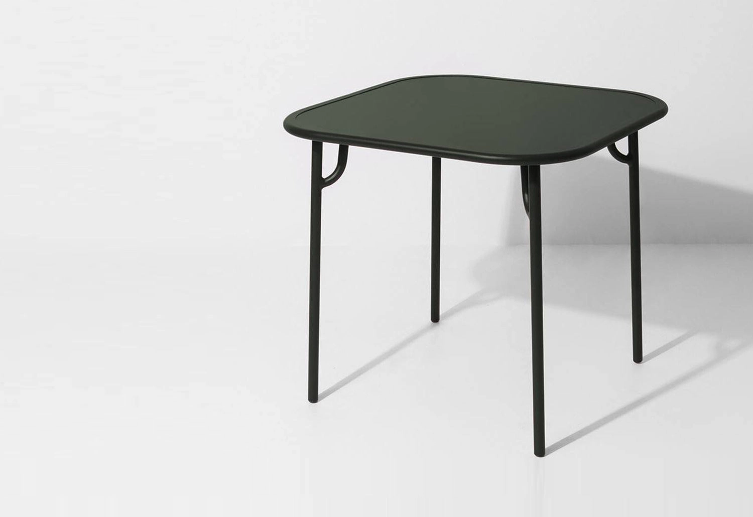 Week-End Square Table