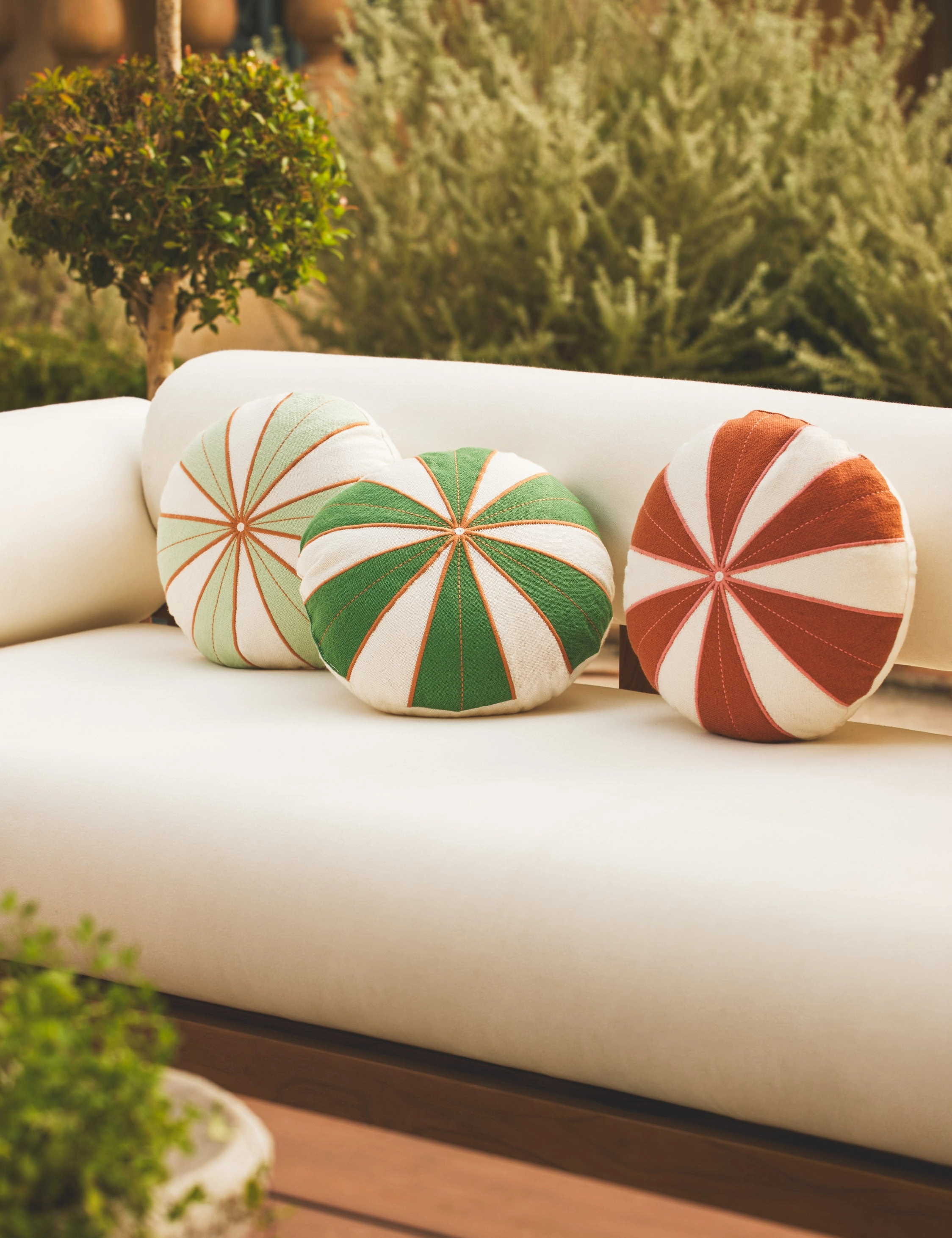 Wrenley Indoor / Outdoor Pillow
