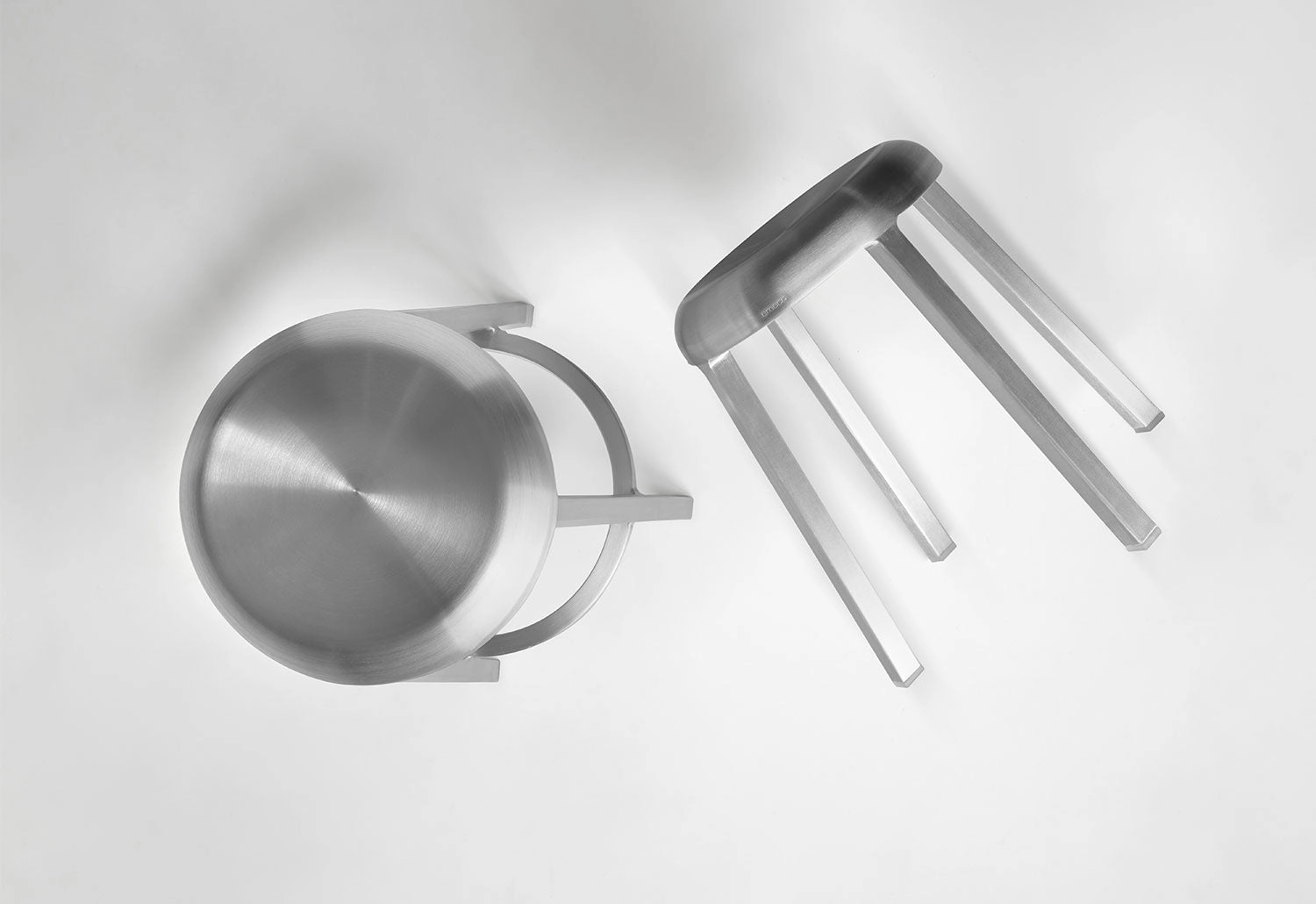 Za Counter Stool